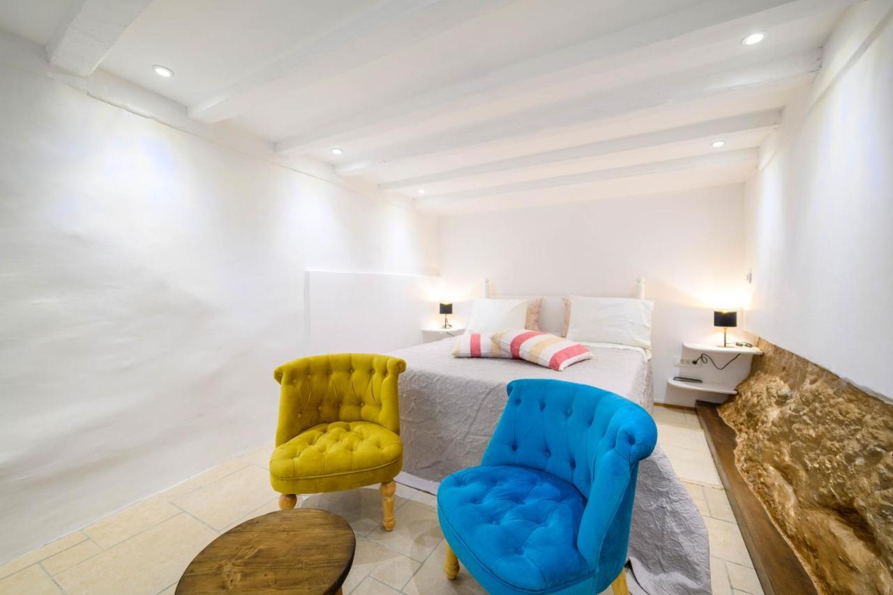 On The Rock Apartments Σίμπενικ Εξωτερικό φωτογραφία