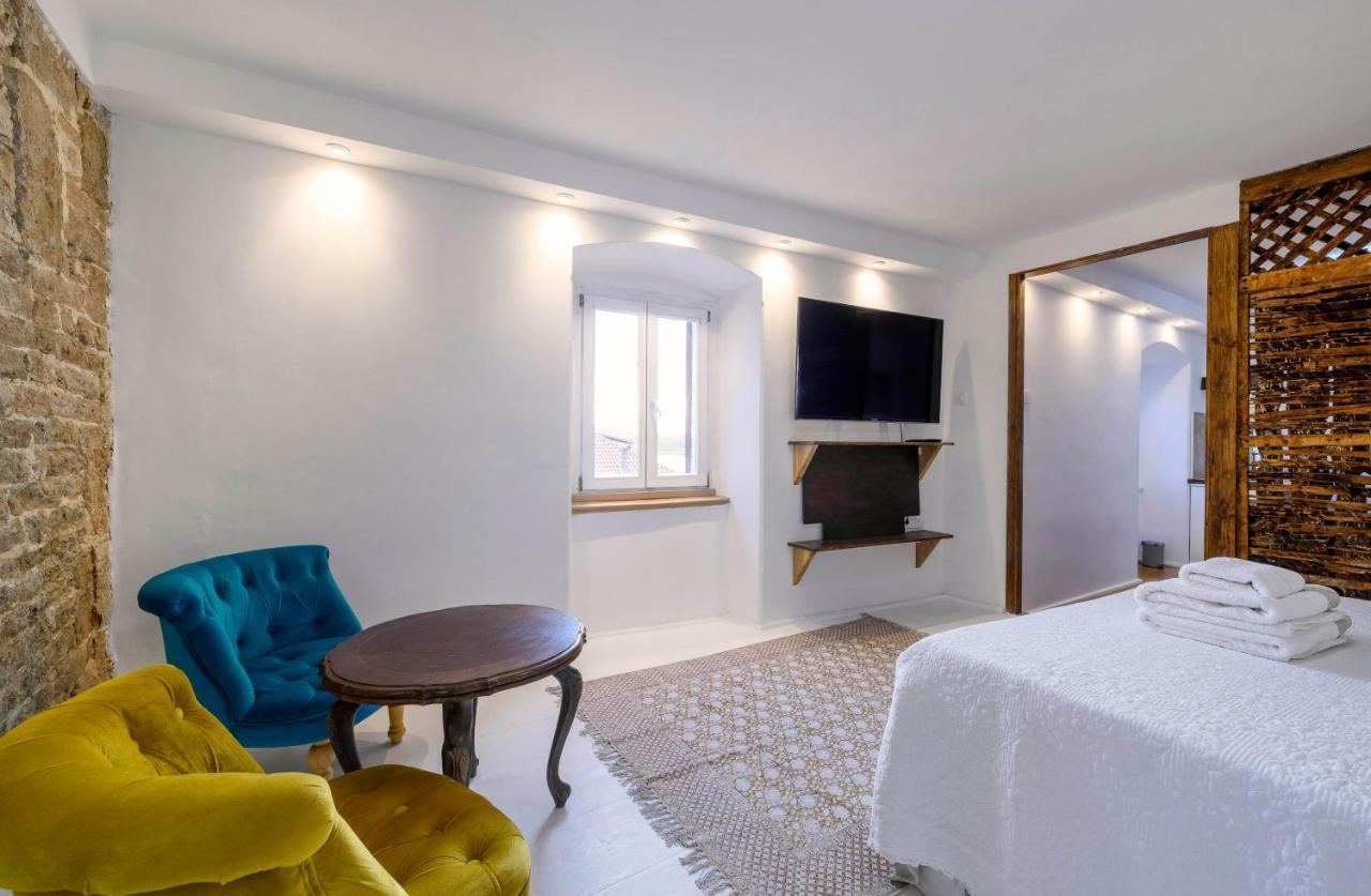 On The Rock Apartments Σίμπενικ Εξωτερικό φωτογραφία