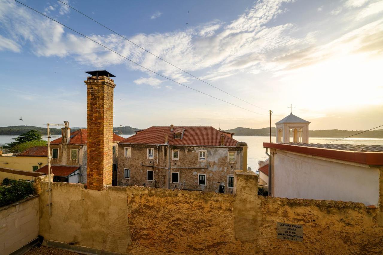 On The Rock Apartments Σίμπενικ Εξωτερικό φωτογραφία