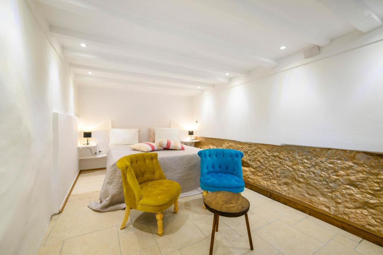 On The Rock Apartments Σίμπενικ Εξωτερικό φωτογραφία