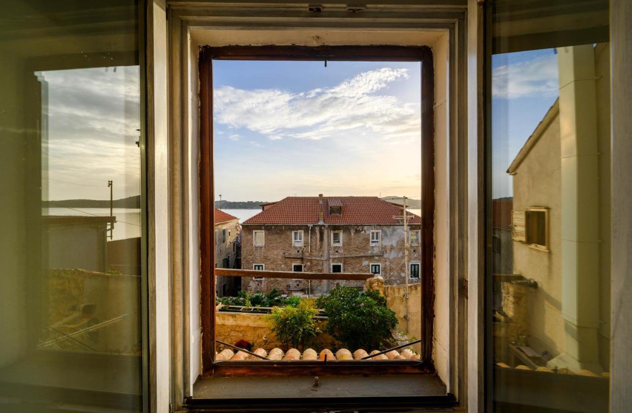 On The Rock Apartments Σίμπενικ Εξωτερικό φωτογραφία